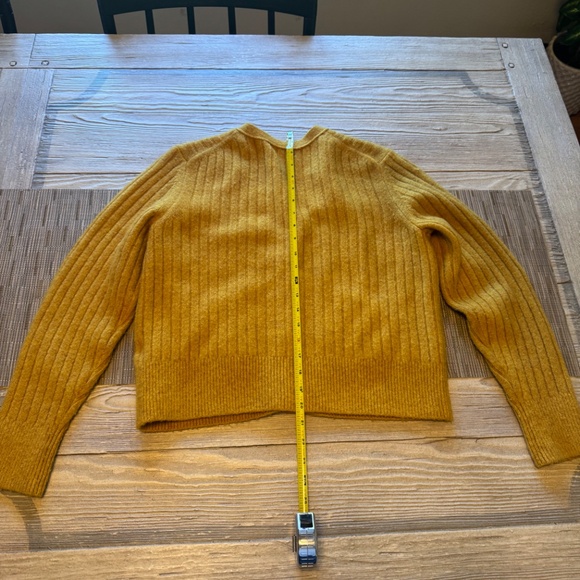 Banana Republic mustard yellow cardigan - Picture 3 of 6